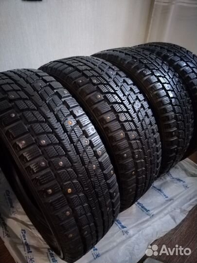 Dunlop SP Winter Ice 01 185/65 R15 88T