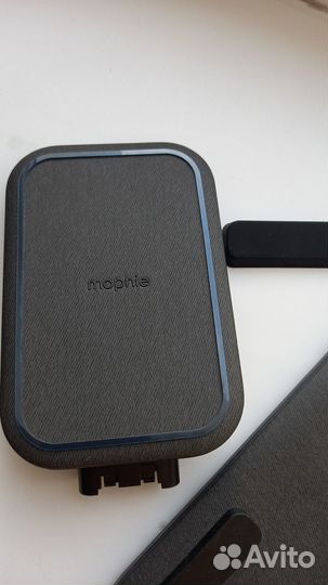 Беспроводное зарядное устройство mophie
