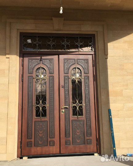 Двери входные оптом