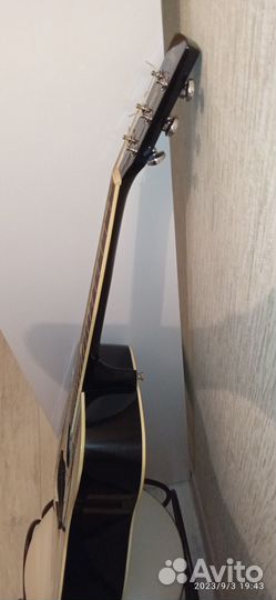 Акустическая гитара 17 000р