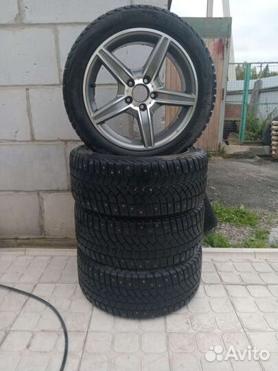 Комплект зимних колес r17