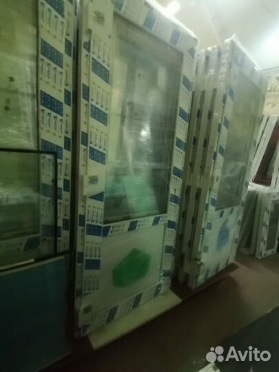 Готовые пластиковые двери 90х210