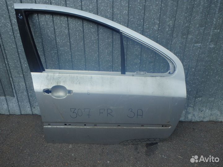 Дверь передняя правая Пежо 307 Peugeot 307