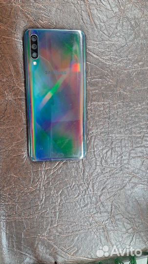 Смартфон Samsung а50