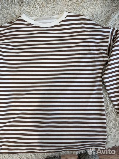 Свитшот в полоску