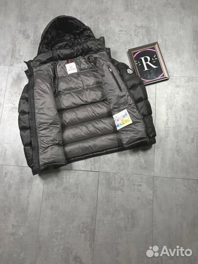 Куртки Moncler на зиму