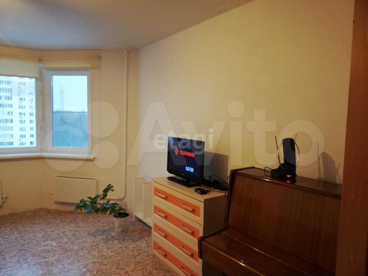 2-к. квартира, 60 м², 9/17 эт.