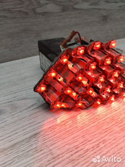 Плата стоп-сигнала левая Mercedes E-Class W211