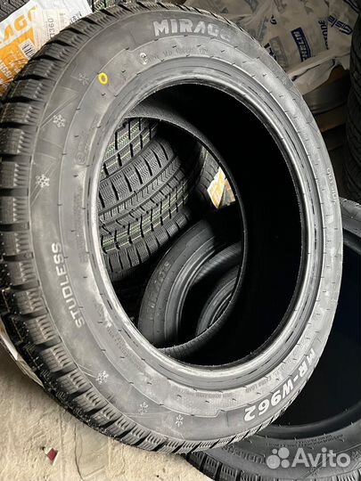 Mirage MR-W962 215/55 R17 98H