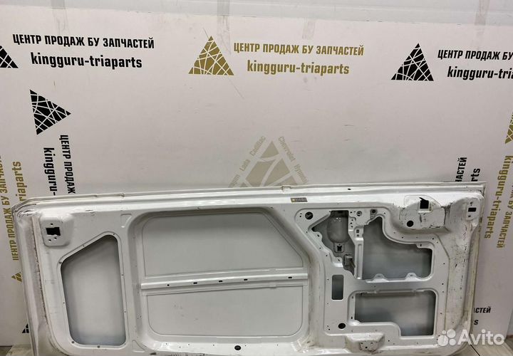 Дверь задняя правая Renault Master OEM 901002796R