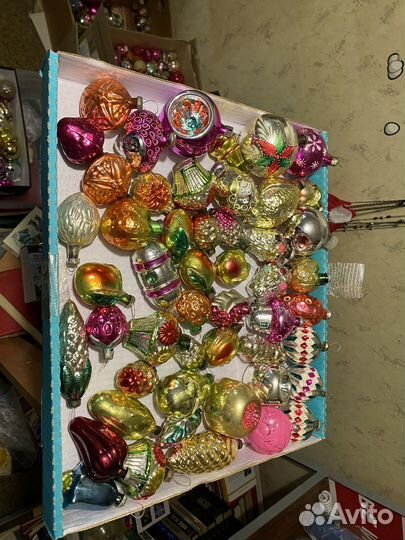 Елочные игрушки. 150 штук