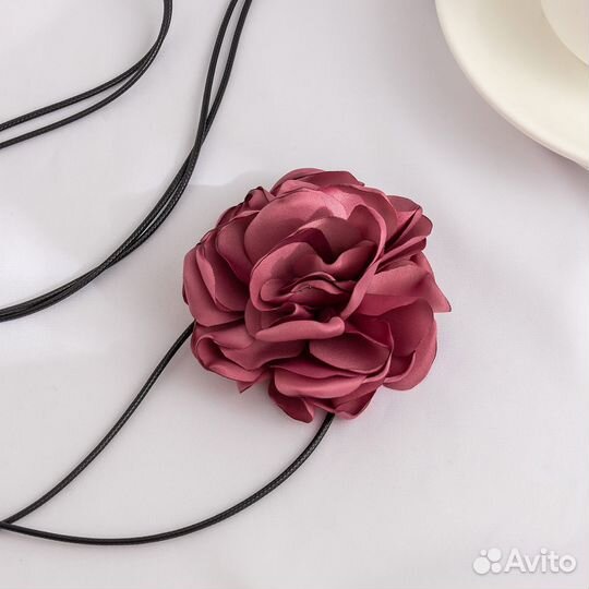 Чокер роза на шею оттенок марсала