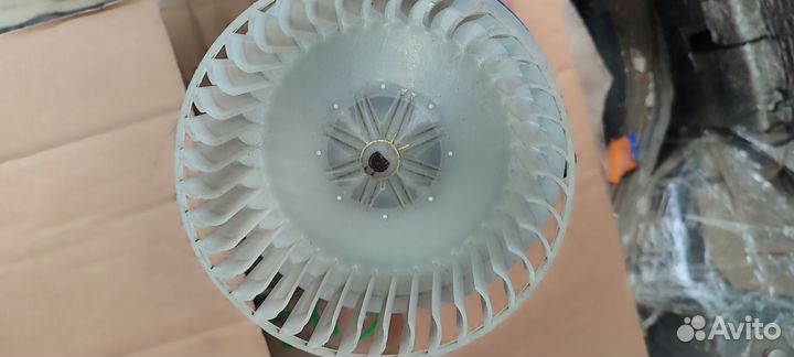 Мотор печки Raum/Vitz/Probox/Platz/Ist