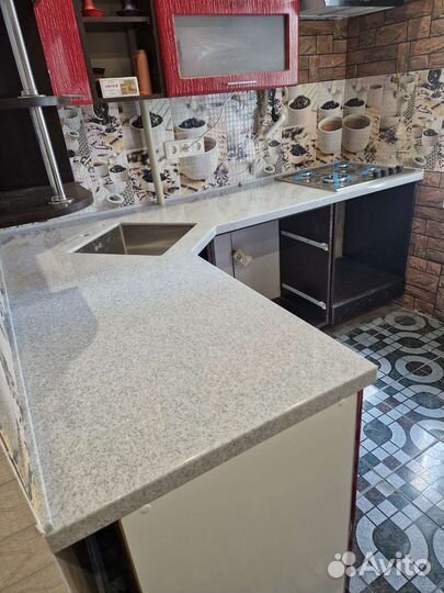 Столешница из искусственного камня