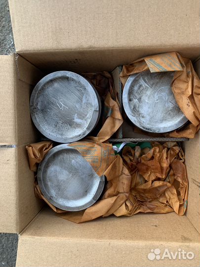 Поршни AWT/AWM