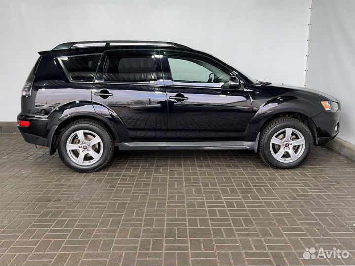 Mitsubishi Outlander 2.0 CVT, 2010, 200 601 км