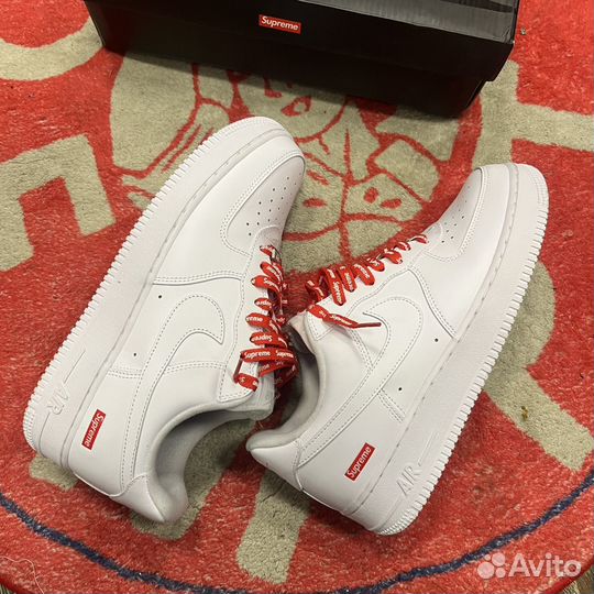 Nike air force supreme white