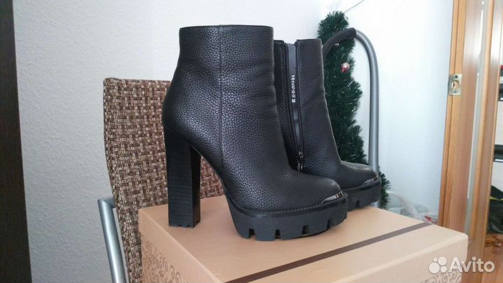 Ботинки демисезонные