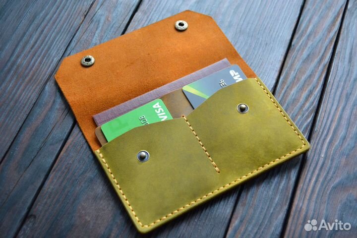 Чехол/обложка на паспорт из кожи ручной работы