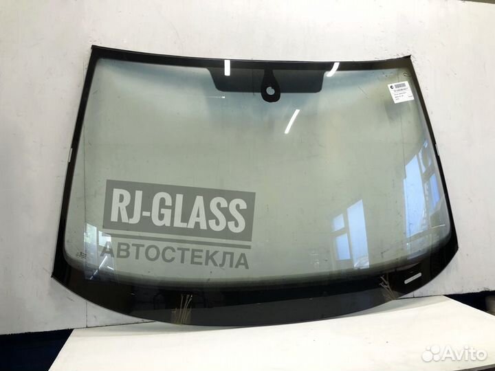 Лобовое стекло Skoda Yeti 2015-2018