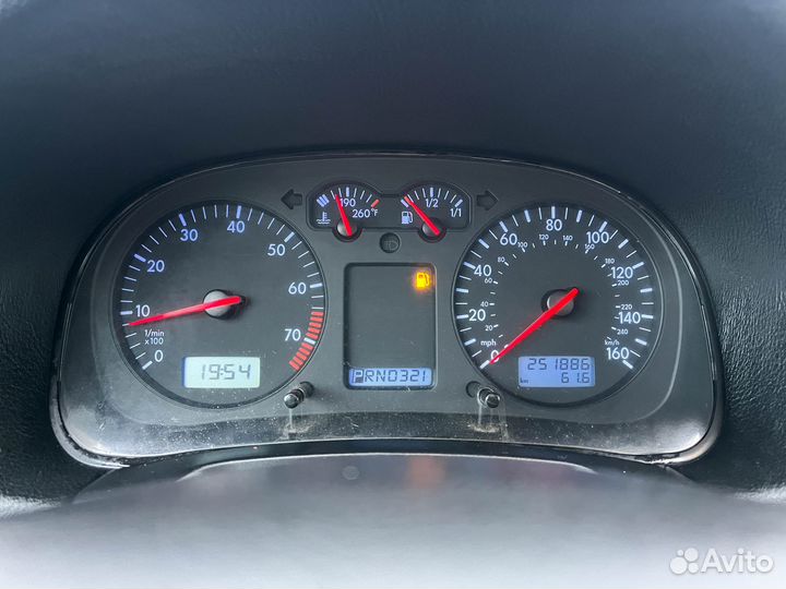 Volkswagen Jetta 2.0 AT, 2003, 251 886 км