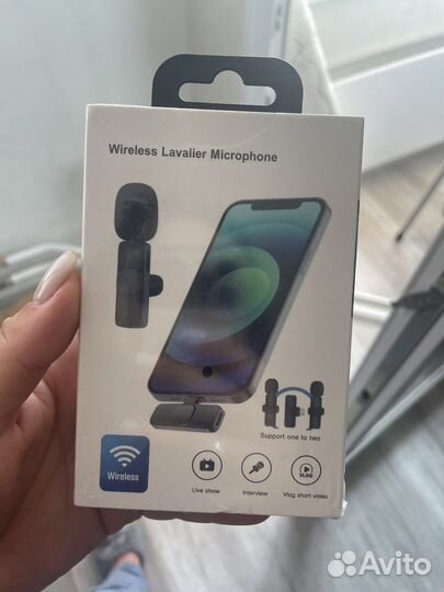 Петличный микрофон