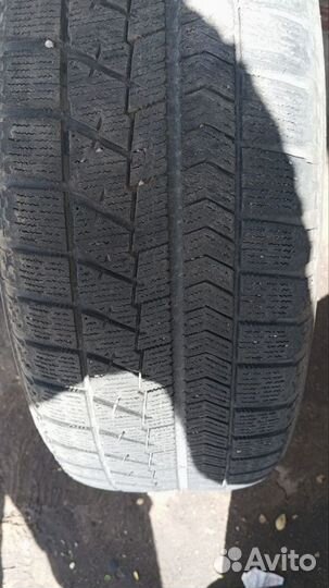 Bridgestone Blizzak VRX 205/60 R16