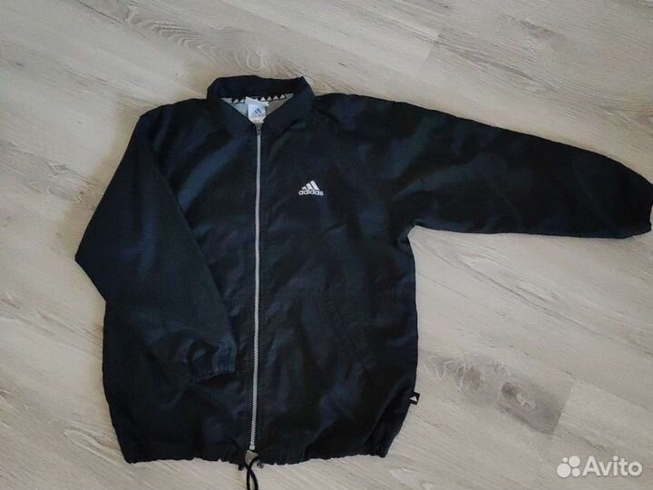 Ветровка для мальчика adidas оригинал 152см 12лет