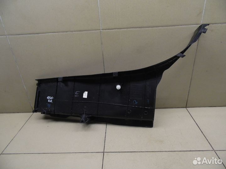 Обшивка стойки Hi Lux 2015