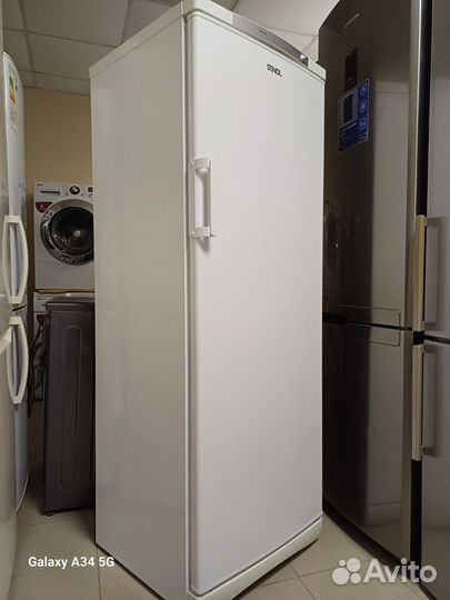 Холодильник. Морозильная камера Stinol. No Frost