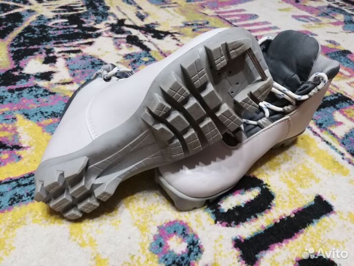 Лыжные ботинки 36 размер