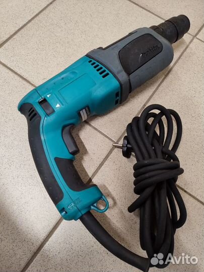 Перфоратор makita HR 2470 Original