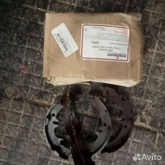 Тормозные колодки задние на Опель corsa в