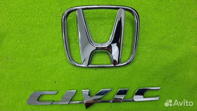 Значки на крышку багажника Хонда Сивик 4д