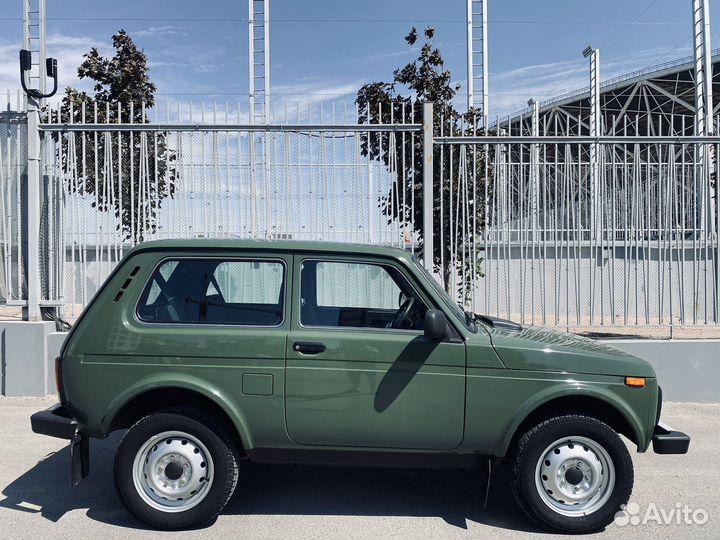 LADA 4x4 (Нива) 1.7 МТ, 2016, 32 500 км