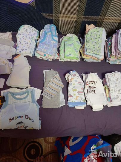 Детские вещи 4 пакета, от 0 до 6 месяцев