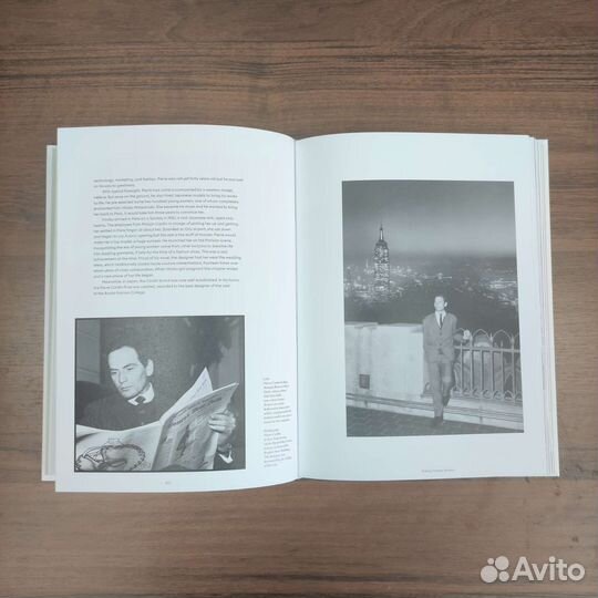 Книга Pierre Cardin: Making Fashion Modern