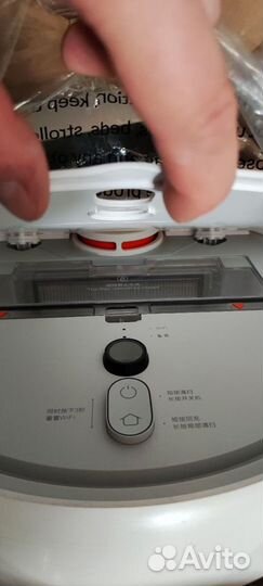 Робот-пылесос Xiaomi Mi Robot Vacuum Cleaner 1S