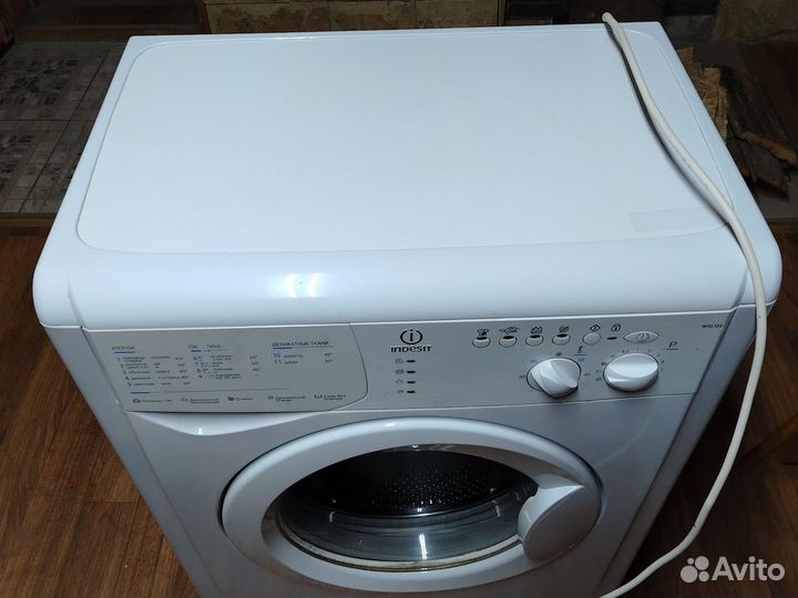 Стиральная машина indesit 5кг