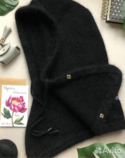 Капор женский ручной работы (новый)