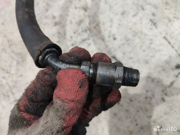 Трубка гидроусилителя Mitsubishi Pajero Sport K90