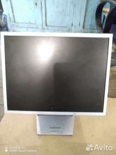 Монитор 15 дюймов Samsung