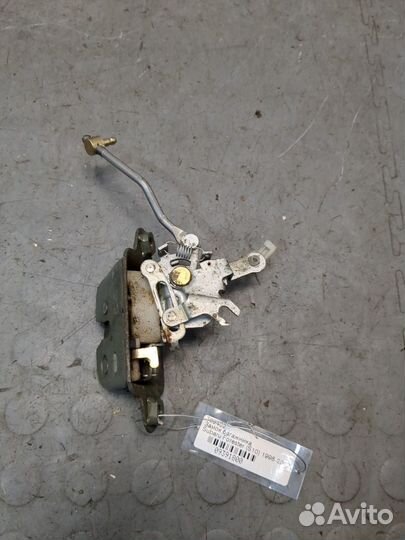 Замок багажника Subaru Forester (S10), 2002