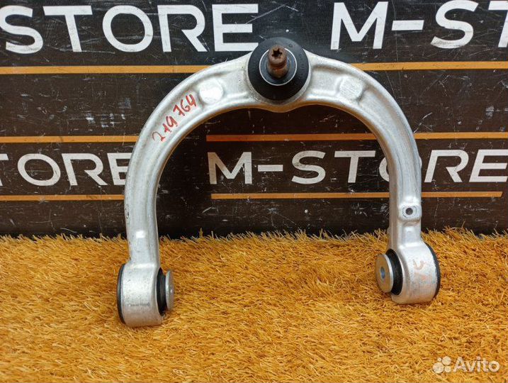 Рычаг подвески верхний передний правый