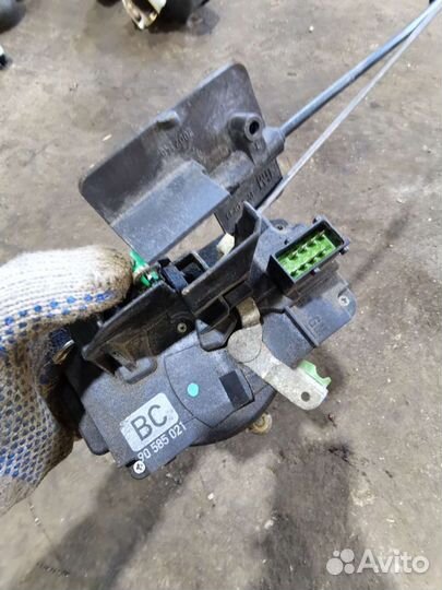 Замок двери передний левый opel vectra b