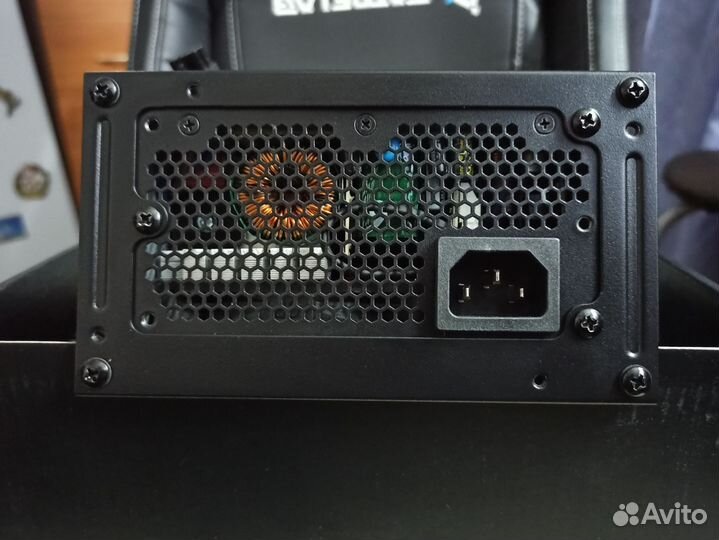 Блок питания sfx 650w Chieftec