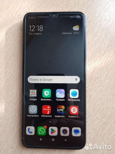Телефон Xiaomi редми9