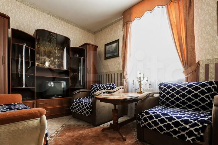 Комната 15 м² в 4-к., 1/2 эт.