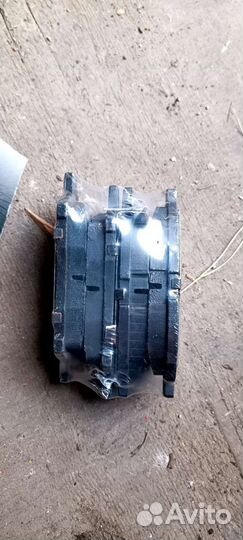 Тормозные колодки toyota