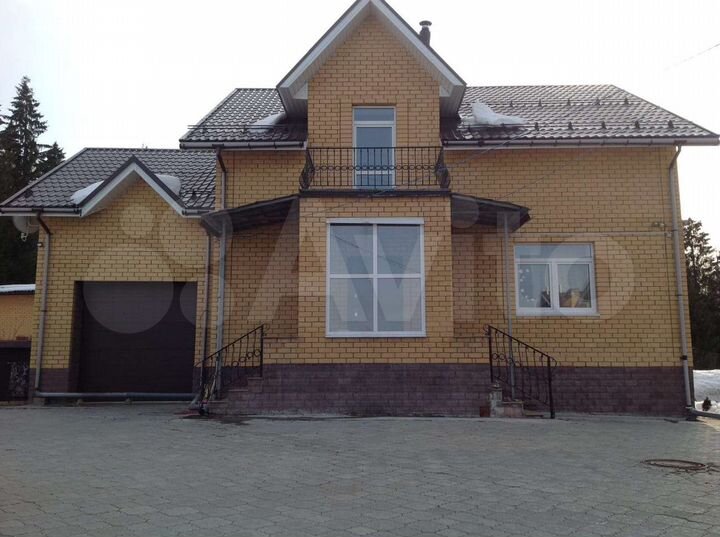 Коттедж 264,7 м² на участке 35 сот.